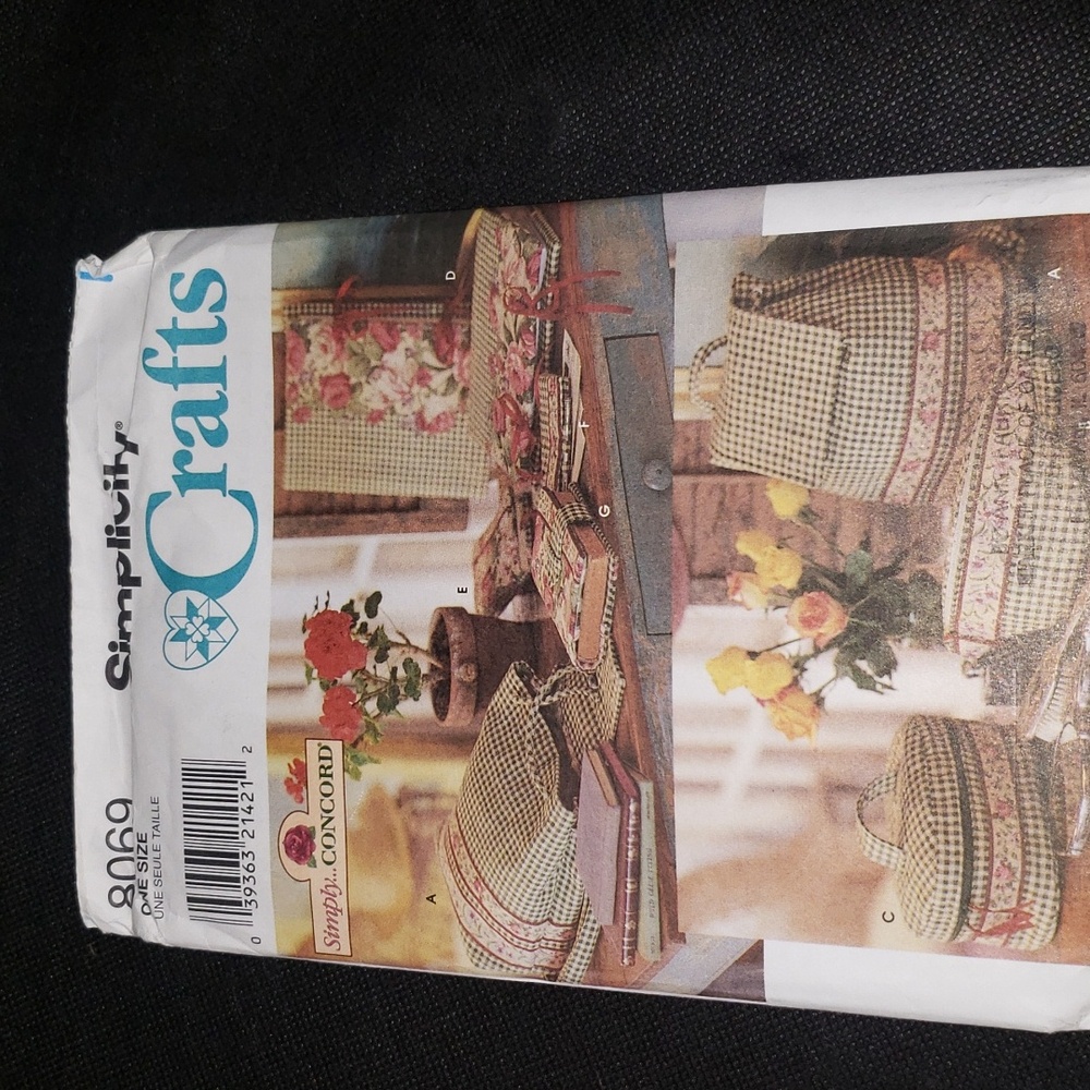 Simplicity Crafts Sewing Pattern #8069
